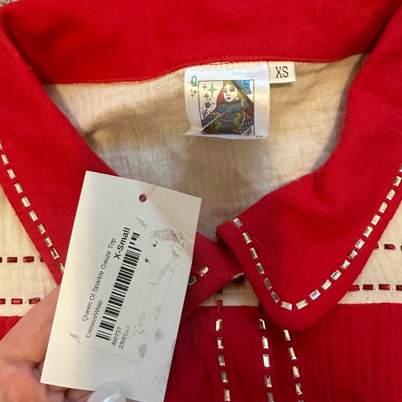 Queen of sparkle Gauze top - Picture 2 of 2